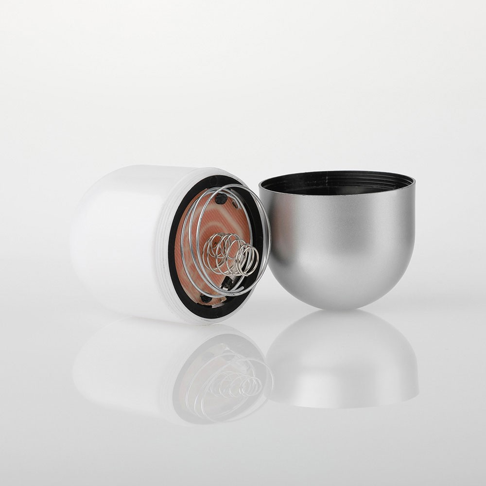 CAPSULE. Flashlight