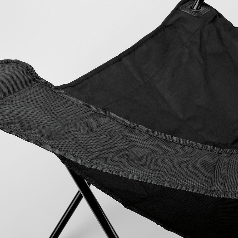 THRONE. Chair
