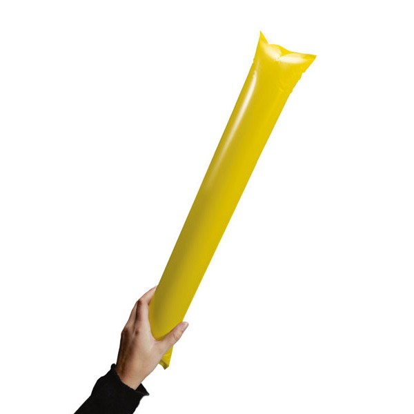 SAINZ. Cheer sticks